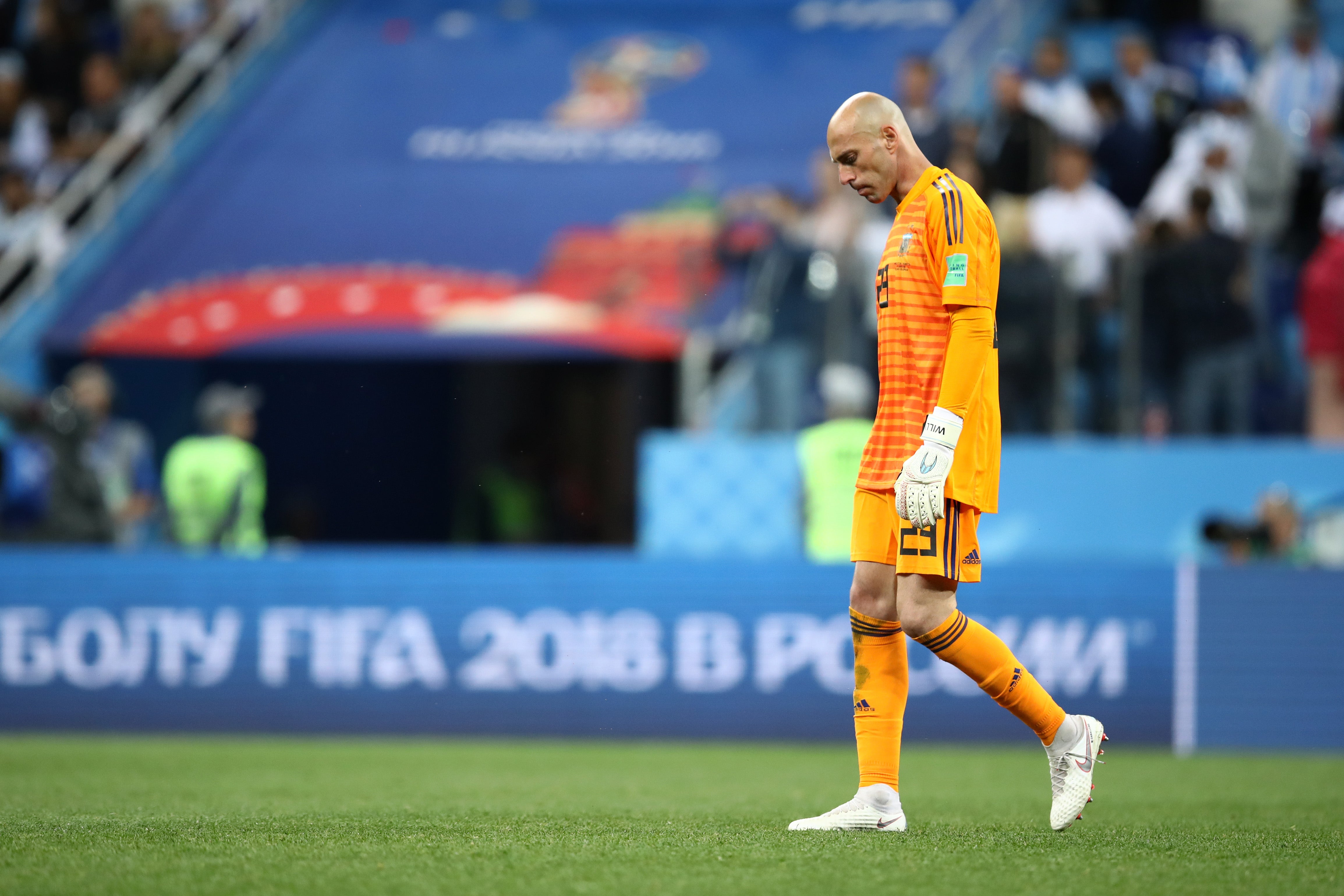 Willy Caballero se sincera en redes sociales tras su error: "Acepto el fallo, pero recibí amenazas" Willy Caballero se sincera en redes sociales tras su error: "Acepto el fallo, pero recibí amenazas"