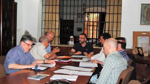 La fundaci&oacute; pret&eacute;n completar la fa&ccedil;ana del jard&iacute; de Sant Pasqual amb escultures del sant d&acute;1,70 metres. 