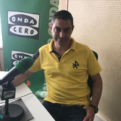 Con motivo de la próxima festividad de San Cristóbal, hoy nos acompañó el presidente de AEMPATRA, Óscar Baños. Analizando la situación del sector de los transportistas. Con motivo de la próxima festividad de San Cristóbal, hoy nos acompañó el presidente de AEMPATRA, Óscar Baños. Analizando la situación del sector de los transportistas.