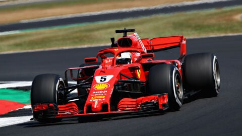 Vettel, con su Ferrari