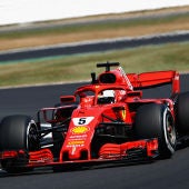 Vettel, con su Ferrari