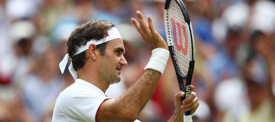 Federer celebrando su victoria Federer celebrando su victoria