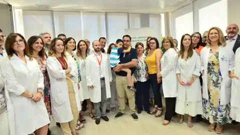 Equipo médico Hospital Virgen de las Nieves Equipo médico Hospital Virgen de las Nieves