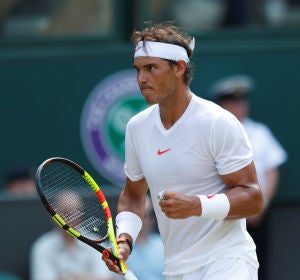 Rafa Nadal celebra uno de los puntos contra De Minaur Rafa Nadal celebra uno de los puntos contra De Minaur