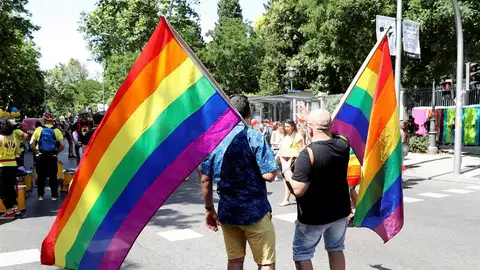 Banderas del arcoíris antes de la manifestación del Orgullo LGTBI de 2018 Banderas del arcoíris antes de la manifestación del Orgullo LGTBI de 2018