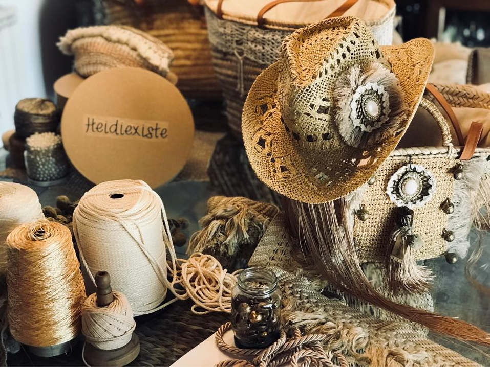 "Empezamos a hacer bolsos con nuestra abuela de 89 años para recuperar su ilusión" "Empezamos a hacer bolsos con nuestra abuela de 89 años para recuperar su ilusión"