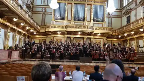 Orquesta de Jóvenes de la Provincia de Alicante en Viena Orquesta de Jóvenes de la Provincia de Alicante en Viena