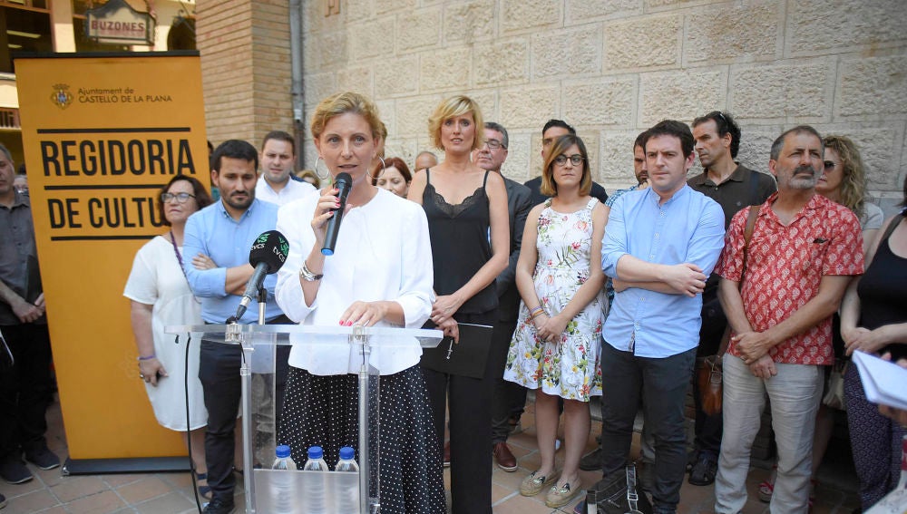 Amparo Marco, alcaldesa de Castellón en la inauguración del refugio.