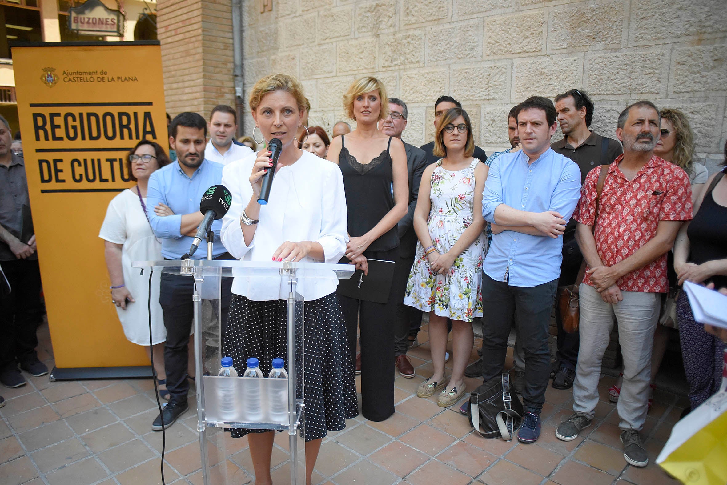 Castellón abre las puertas del refugio antiaéreo de la plaza Tetúan tras la rehabilitación de 64.000 euros Castellón abre las puertas del refugio antiaéreo de la plaza Tetúan tras la rehabilitación de 64.000 euros