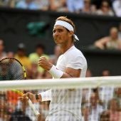 Rafa Nadal celebra un punto ante Jiri Vesely