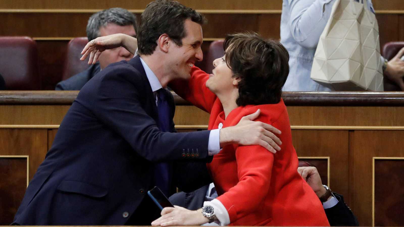 Las preguntas de Amón: "¿El ganador de las primarias del PP integrará al perdedor como telefonista?" Las preguntas de Amón: "¿El ganador de las primarias del PP integrará al perdedor como telefonista?"