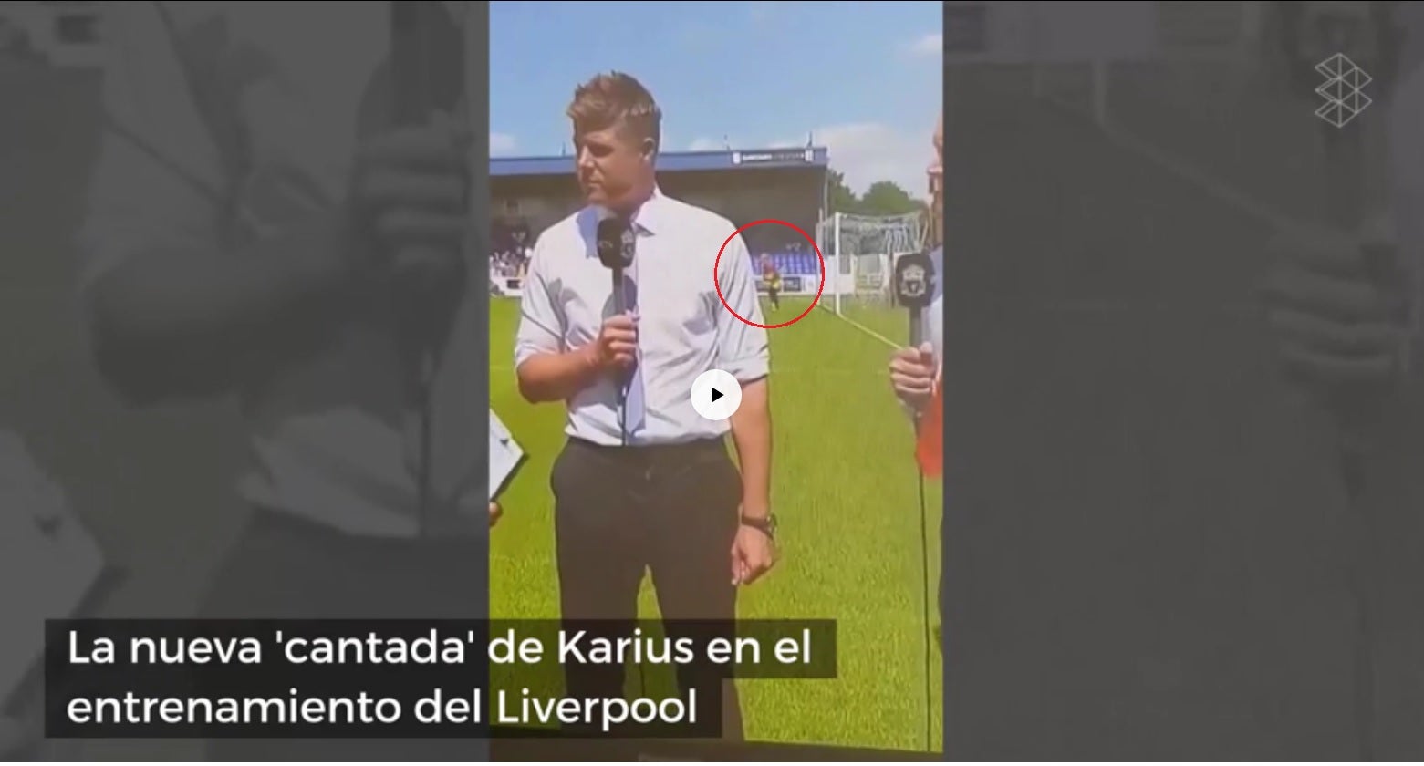Karius lo vuelve a hacer: repite la 'cantada' del gol de Bale en un entrenamiento y el vídeo se vuelve viral Karius lo vuelve a hacer: repite la 'cantada' del gol de Bale en un entrenamiento y el vídeo se vuelve viral