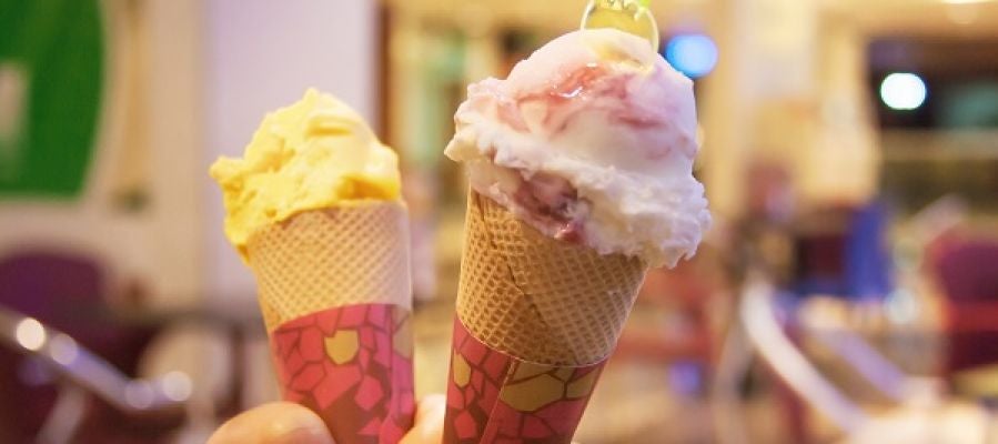 helados con cucurucho de galleta helados con cucurucho de galleta