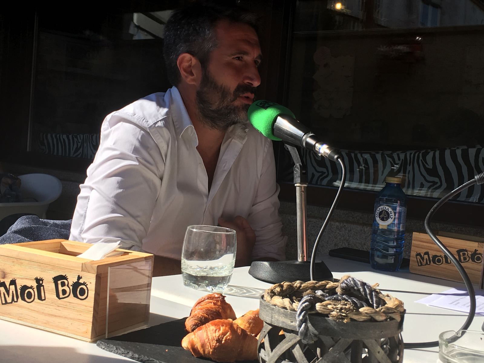 A FEGAMP acusa á Xunta de deixar sós aos Concellos na limpeza e desinfección dos centros educativos A FEGAMP acusa á Xunta de deixar sós aos Concellos na limpeza e desinfección dos centros educativos