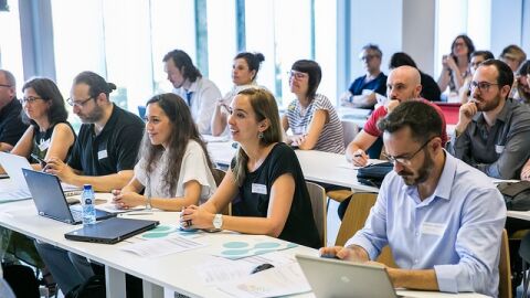 Cient&iacute;ficos espa&ntilde;oles que se forman como asesores parlamentarios