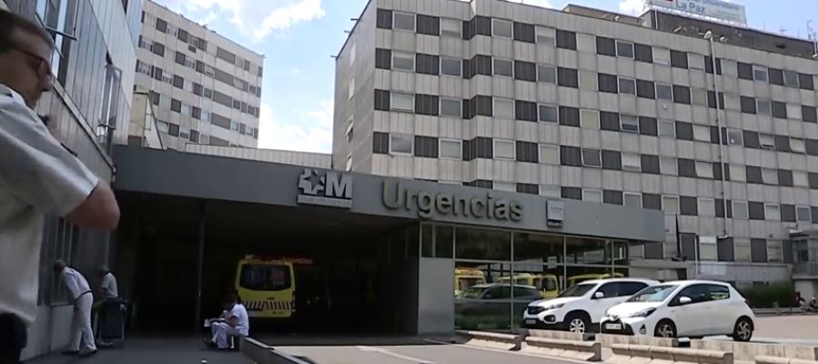 Hallan el cadáver de un hombre en el hueco de un ascensor del hospital La Paz de Madrid Hallan el cadáver de un hombre en el hueco de un ascensor del hospital La Paz de Madrid