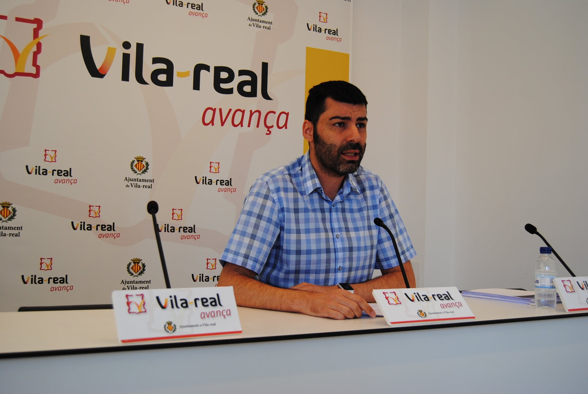 Vila-real rep una subvenció de 150.000 euros amb la finalitat d'ajudar als veïns en la inserció sociolaboral Vila-real rep una subvenció de 150.000 euros amb la finalitat d'ajudar als veïns en la inserció sociolaboral