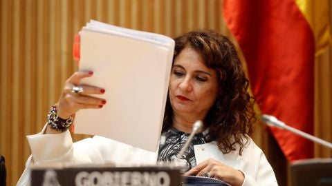 La ministra de Hacienda, Mar&iacute;a Jes&uacute;s Montero