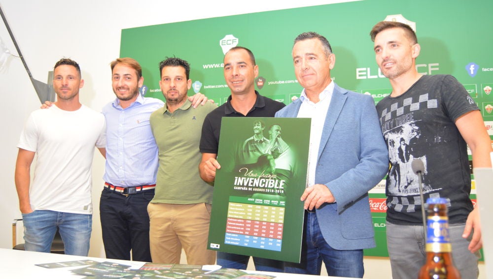 El Elche CF ha presentado la campaña de abonos 'Una franja invencible' con el objetivo de reclutar a 15.000 aficionados.