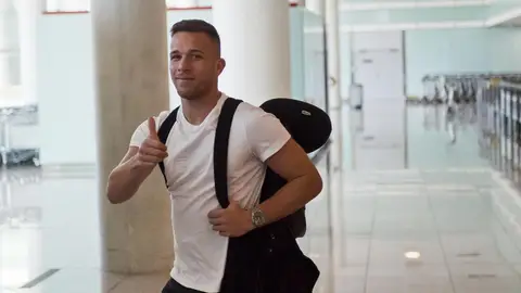Arthur, a su llegada a Barcelona Arthur, a su llegada a Barcelona