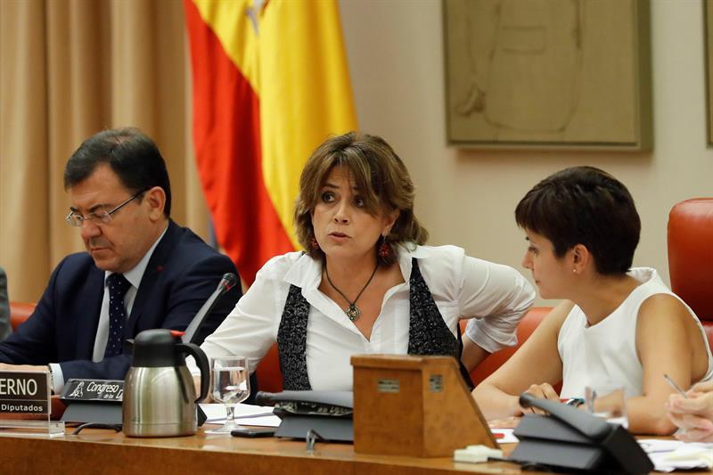 Ciudadanos pide a Dolores Delgado que comparezca en el Congreso y aclare sus vínculos con Villarejo Ciudadanos pide a Dolores Delgado que comparezca en el Congreso y aclare sus vínculos con Villarejo