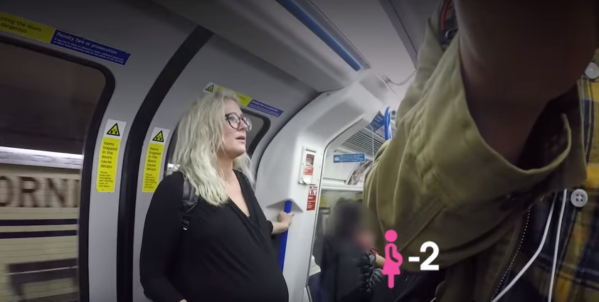 Una bloguera londinense comprueba que pocas personas ceden el sitio en el metro a una embarazada Una bloguera londinense comprueba que pocas personas ceden el sitio en el metro a una embarazada