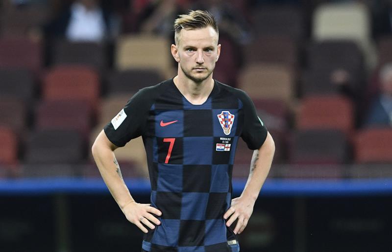 Rakitic: "La primera falta no es falta y el penalti es muy dudoso" Rakitic: "La primera falta no es falta y el penalti es muy dudoso"