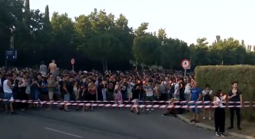 La organización de Mad Cool atribuye el colapso "a un problema con la red" La organización de Mad Cool atribuye el colapso "a un problema con la red"