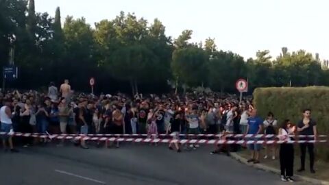 Indignaci&oacute;n en la entrada del festival Mad Cool ante los problemas de acceso por las grandes colas