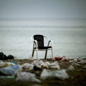 La basura en las playas de las islas del Mediterráneo se triplica en verano