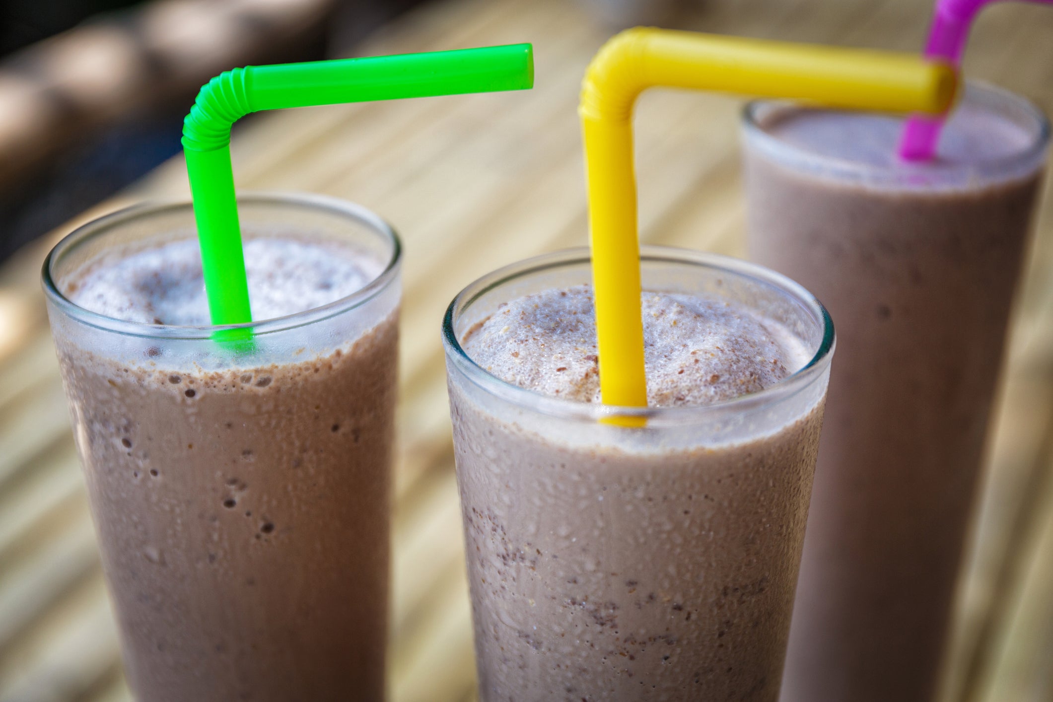 Beber leche con chocolate mientras se hace ejercicio ayuda a recuperarse tan rápido como las bebidas deportivas Beber leche con chocolate mientras se hace ejercicio ayuda a recuperarse tan rápido como las bebidas deportivas