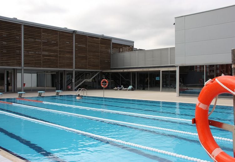 L'Arc Metropolità retreu al Govern que traslladi als ajuntaments l'obertura de piscines privades al públic L'Arc Metropolità retreu al Govern que traslladi als ajuntaments l'obertura de piscines privades al públic