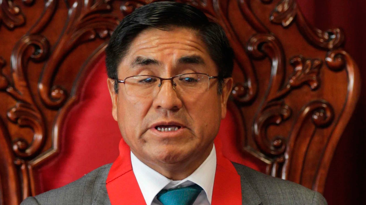 Destituyen al juez del Tribunal Supremo de Perú que ofrecía absolver al violador de niña de 11 años Destituyen al juez del Tribunal Supremo de Perú que ofrecía absolver al violador de niña de 11 años