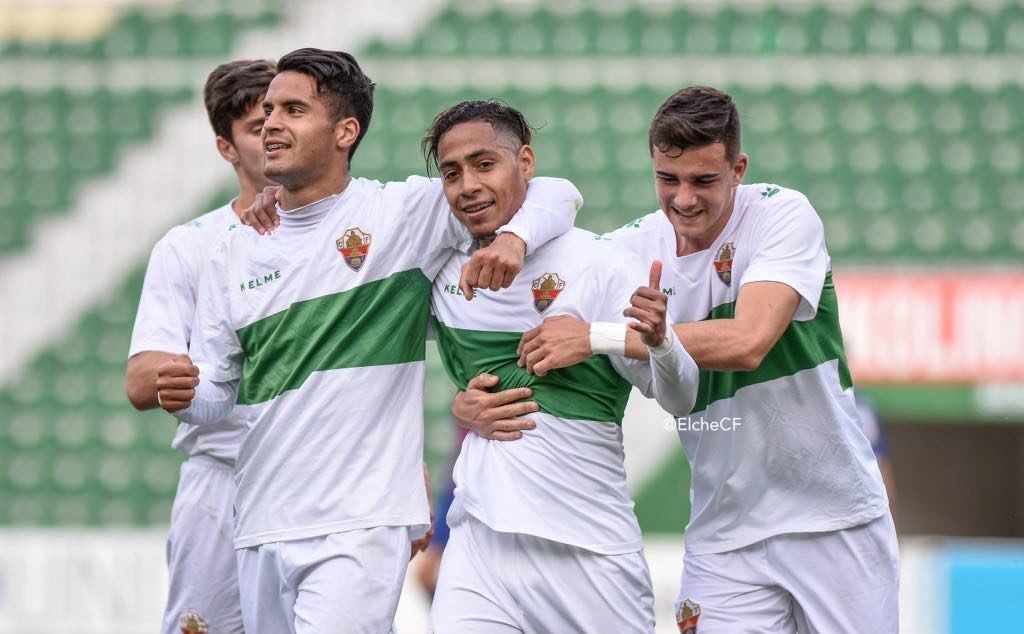 El Elche aligera la nómina del Ilicitano con el adiós de Leomar y Fran Martínez El Elche aligera la nómina del Ilicitano con el adiós de Leomar y Fran Martínez