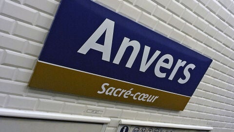 Estaci&oacute;n de Anvers del Metro de Par&iacute;s