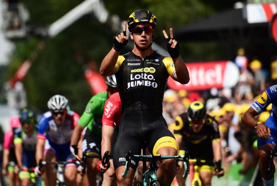 Groenewegen repite victoria de etapa; Greg Van Avermaet mantiene el maillot amarillo Groenewegen repite victoria de etapa; Greg Van Avermaet mantiene el maillot amarillo