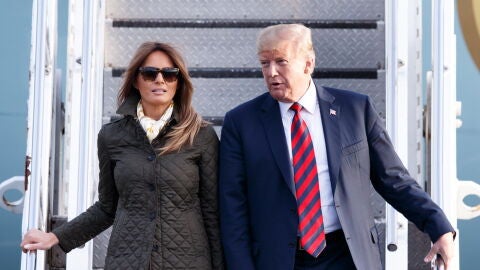 Donald y Melania Trump llegan a Escocia