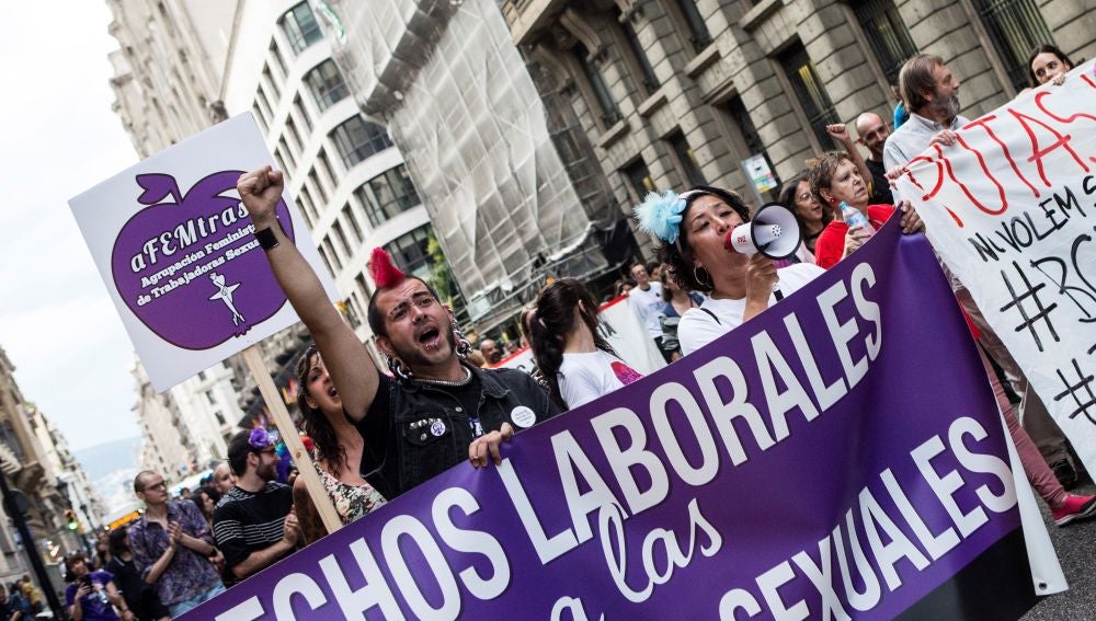 Imagen de archivo de una manifestación de colectivos feministas y de trabajadoras sexuales en Barcelona.