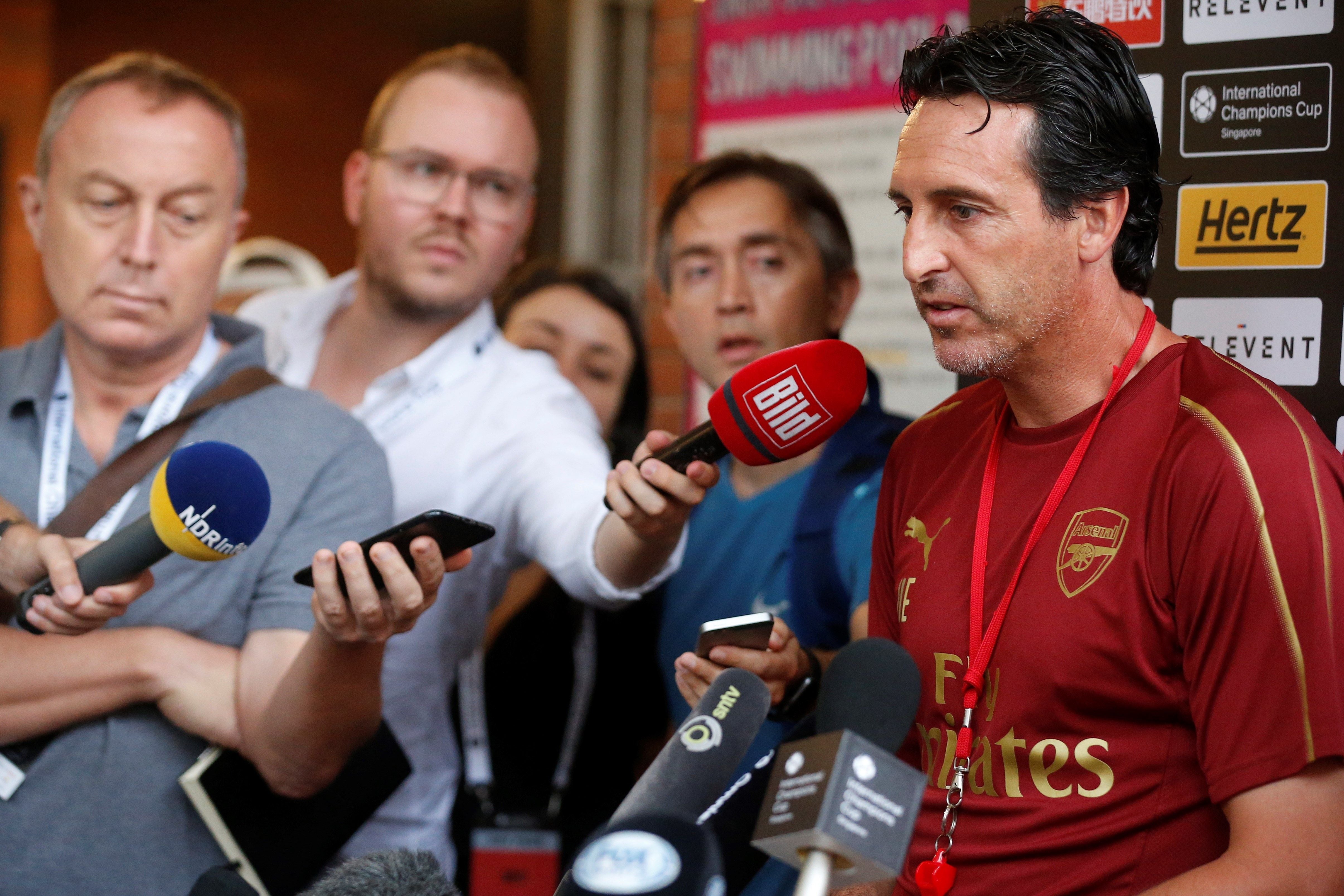 Emery confía en Özil: "Tiene experiencia, calidad y una gran mentalidad" Emery confía en Özil: "Tiene experiencia, calidad y una gran mentalidad"