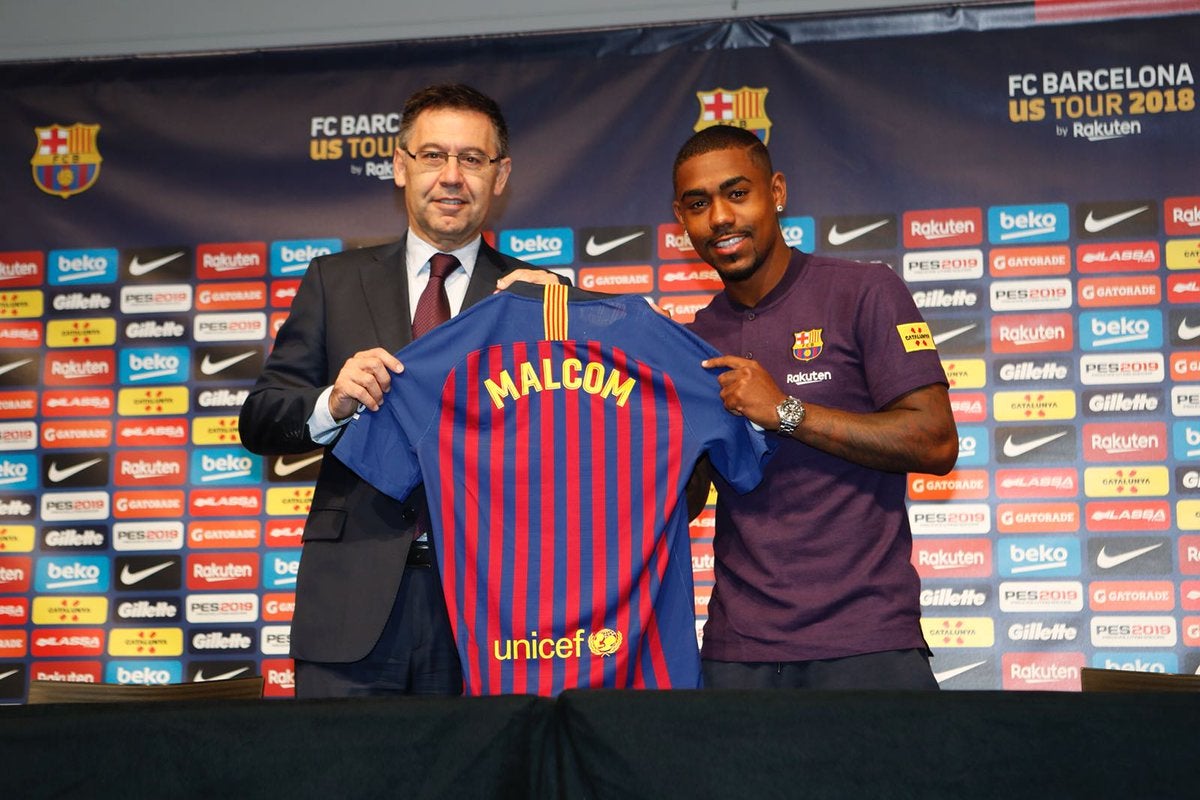 Malcom: "Todo jugador quiere llegar al Barcelona, espero dar alegrías a la afición" Malcom: "Todo jugador quiere llegar al Barcelona, espero dar alegrías a la afición"