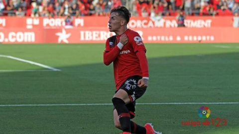 El ex delantero mallorquinista durante un partido en Son Moix