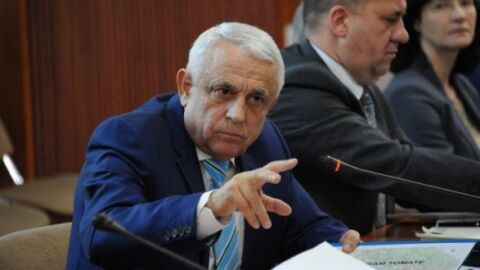 El ministro de Agricultura de Ruman&iacute;a, Petre Daea