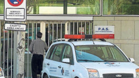 Veh&iacute;culos de emergencia del PAS de Altabix