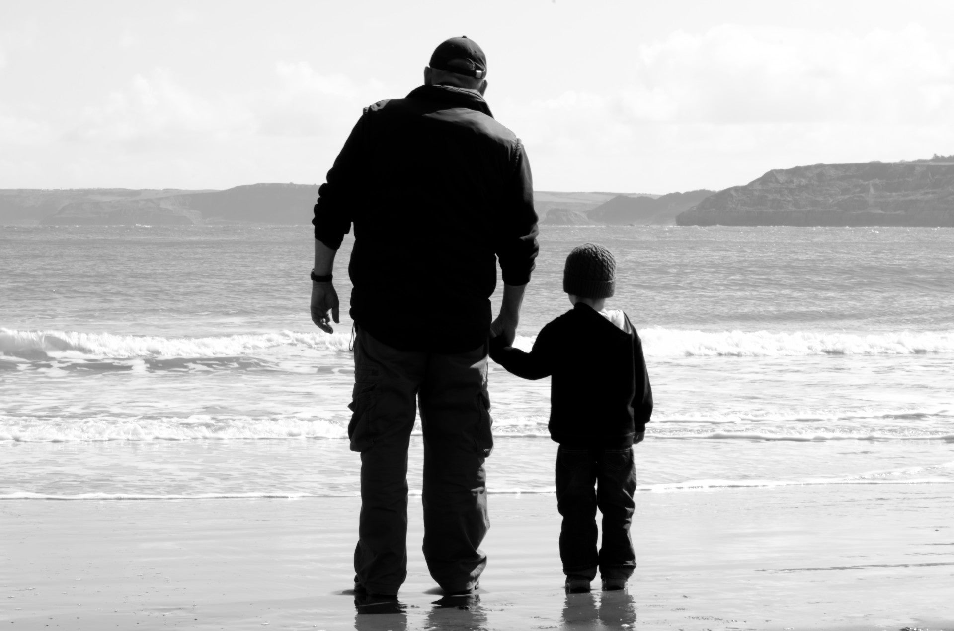 ¿Cómo puede afectar a un persona crecer y vivir con una familia que no es la suya? ¿Cómo puede afectar a un persona crecer y vivir con una familia que no es la suya?