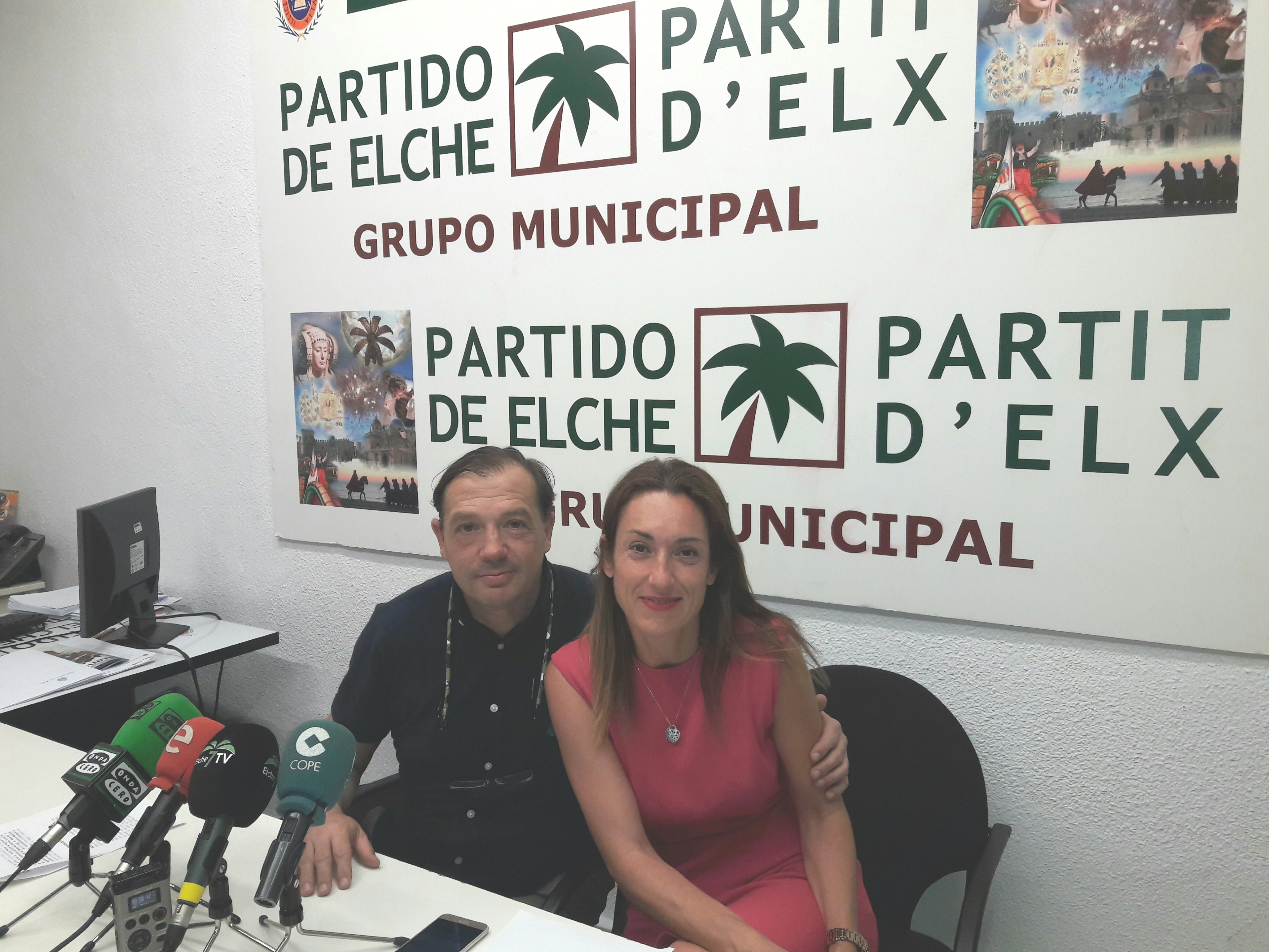 Jesús Pareja pide un reconocimiento oficial a Idelfonso Cañizares Jesús Pareja pide un reconocimiento oficial a Idelfonso Cañizares