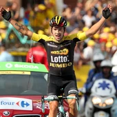 Roglic celebra su triunfo en el Tour Roglic celebra su triunfo en el Tour