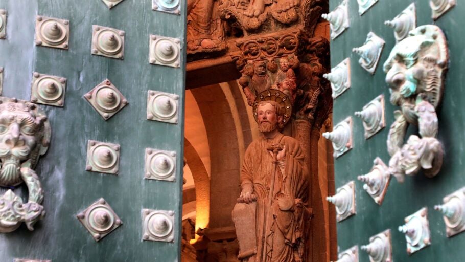 Ap&oacute;stol Santiago en el P&oacute;rtico de la Gloria