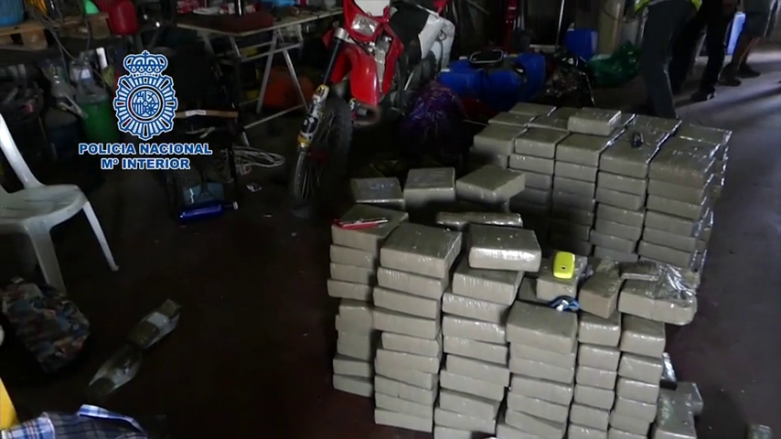 Siete detenidos y tres toneladas de hachís intervenidas en una operación antidroga Siete detenidos y tres toneladas de hachís intervenidas en una operación antidroga