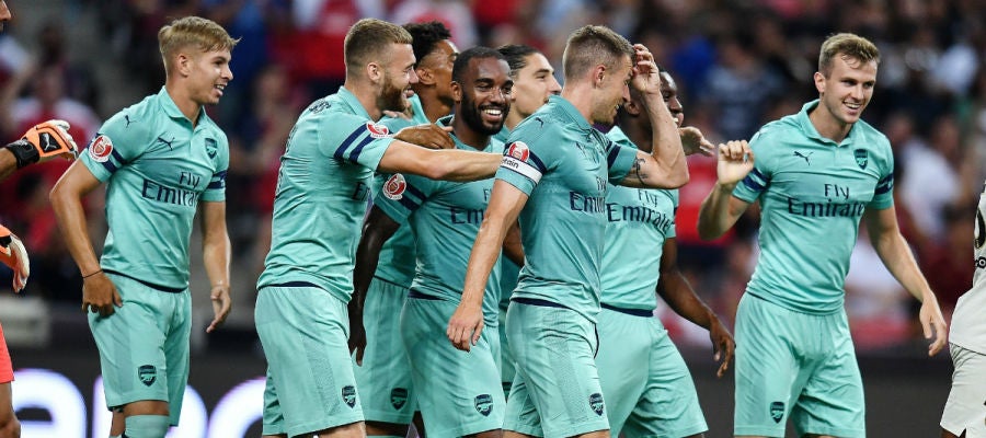 El Arsenal celebra un gol El Arsenal celebra un gol