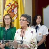 La nueva administradora de RTVE, Rosa María Mateo, pronuncia unas palabras durante el acto de toma de posesión.